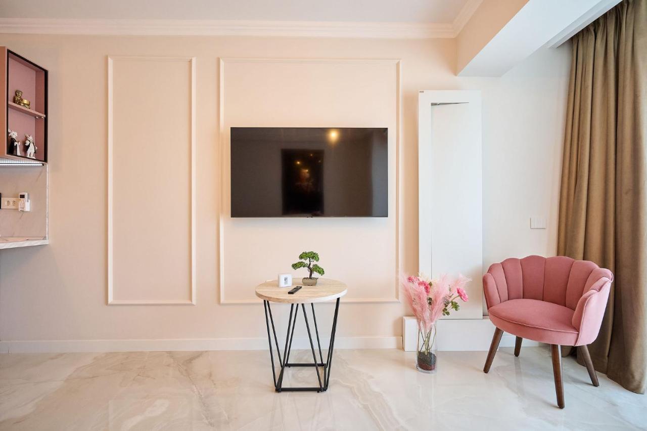 Wave N' Sea Apartment In Infinity Beach Resort - Parking Mamaia Buitenkant foto