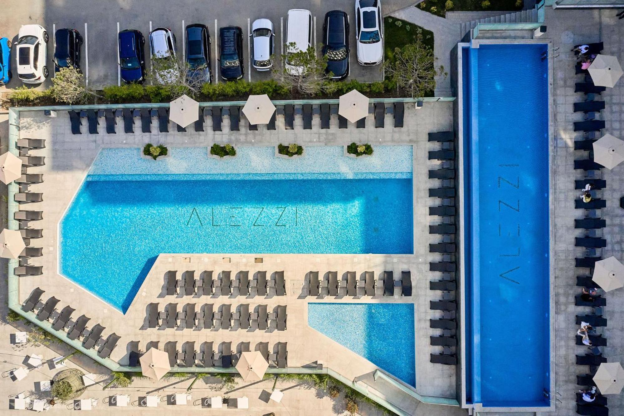 Wave N' Sea Apartment In Infinity Beach Resort - Parking Mamaia Buitenkant foto